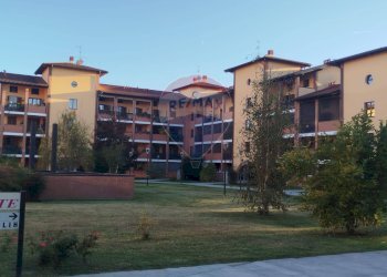 Edificio all\'aperto - Trilocale Via Madonna
 
61, San Martino Siccomario - foto 13