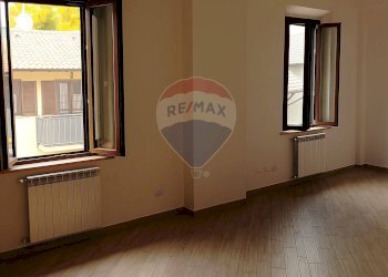 Stanza vuota - Bilocale Via Alcide de Gasperi
 
60, Agrate Brianza - foto 2