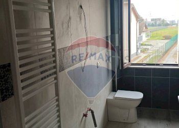 Bagno - Bilocale Via Alcide de Gasperi
 
60, Agrate Brianza - foto 22