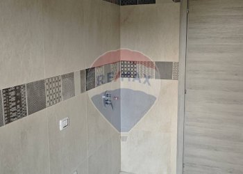 Bagno - Bilocale Via Alcide de Gasperi
 
60, Agrate Brianza - foto 24