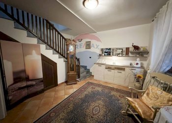 Soggiorno - Casa semi indipendente Via San Pietro
 
15, Luino - foto 2