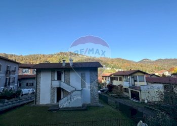 Casa all\'aperto - Trilocale Via Rimembranze
 
3, Cremenaga - foto 13