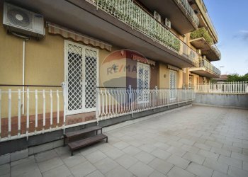 Terrazza - Appartamento Via Antonino Gramsci
 
138, Gravina di Catania - foto 3