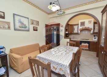 Sala da pranzo - Appartamento Via Antonino Gramsci
 
138, Gravina di Catania - foto 14