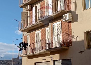 Edificio all\'aperto - Quadrilocale Via Cristoforo Colombo
 
10, Caltagirone - foto 1