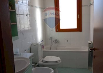 Bagno - Quadrilocale Via Cristoforo Colombo
 
10, Caltagirone - foto 16