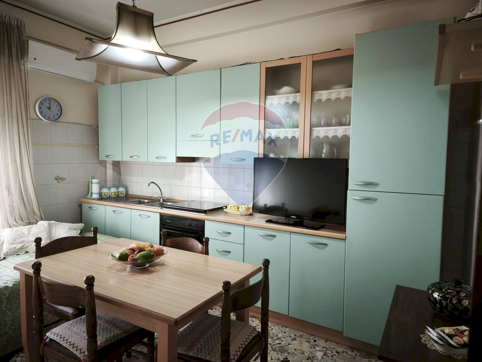 Cucina - Quadrilocale Via Giuseppe De Felice
5, Aci Sant'Antonio - foto 3