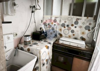 Lavanderia - Quadrilocale Via Giuseppe De Felice
 
5, Aci Sant'Antonio - foto 19