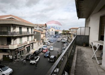 Balcone - Quadrilocale Via Giuseppe De Felice
 
5, Aci Sant'Antonio - foto 20