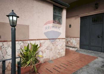 Terrazza - Quadrilocale Via Giuseppe De Felice
 
5, Aci Sant'Antonio - foto 24