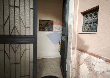 Hall / corridoio - Quadrilocale Via Giuseppe De Felice
 
5, Aci Sant'Antonio - foto 27