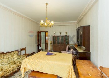 Sala da pranzo - Quadrilocale Via Giuseppe De Felice
 
5, Aci Sant'Antonio - foto 18