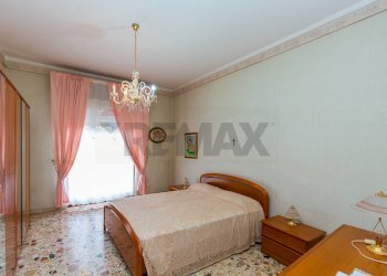 Camera / camera da letto - Quadrilocale Via Giuseppe De Felice
 
5, Aci Sant'Antonio - foto 19