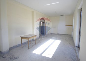 Stanza vuota - Villa Via Goffredo Mameli
 
44, Mascalucia - foto 9