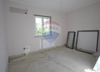 Stanza vuota - Villa Via Goffredo Mameli
 
44, Mascalucia - foto 12