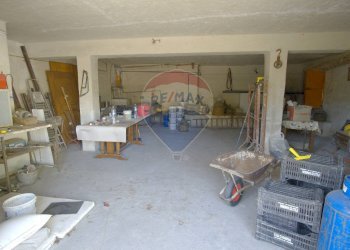 Stanza vuota - Villa Via Goffredo Mameli
 
44, Mascalucia - foto 26