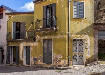 Casa all\'aperto - Casa indipendente Via Duca degli Abruzzi
 
20, Randazzo - foto 3