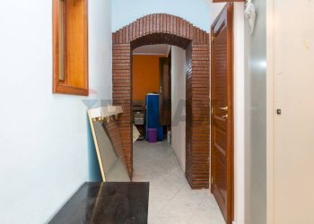 Hall / corridoio - Casa indipendente Via Duca degli Abruzzi
 
20, Randazzo - foto 14