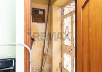 Hall / corridoio - Casa indipendente Via Duca degli Abruzzi
 
20, Randazzo - foto 26