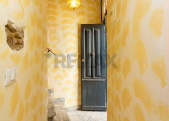 Hall / corridoio - Casa indipendente Via Duca degli Abruzzi
 
20, Randazzo - foto 28
