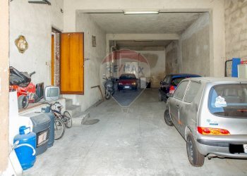 Parcheggio - Quadrilocale Via Molise
 
14, Acireale - foto 13