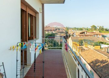 Balcone - Quadrilocale Via Molise
 
14, Acireale - foto 15