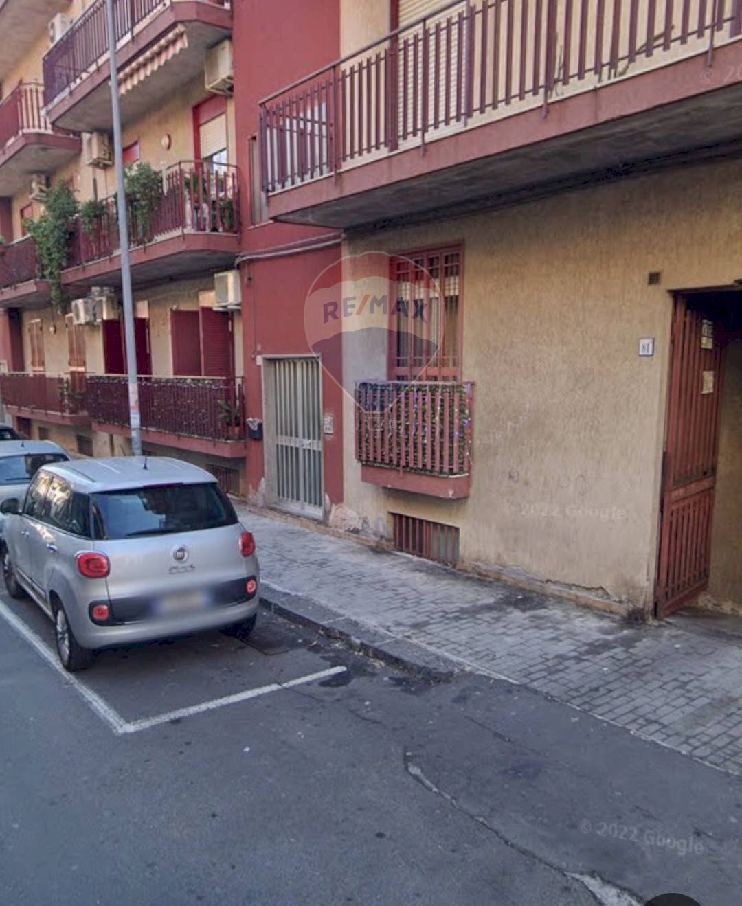 Edificio all\'aperto - Box via croce
 
81, Aci Catena - foto 3