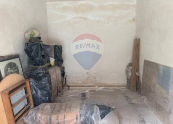 Stanza vuota - Box via croce
 
81, Aci Catena - foto 5