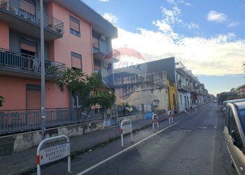 Edificio all\'aperto - Appartamento Via Libertà
 
2F, Riposto - foto 16