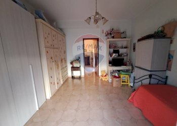 Camera / camera da letto - Appartamento Via Libertà
 
2F, Riposto - foto 44