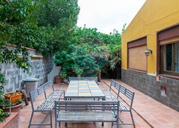 Terrazza - Casa indipendente Via XXXI Maggio
 
50, Catania - foto 1