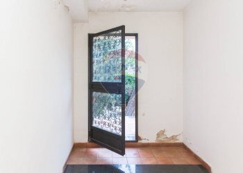 Stanza vuota - Casa indipendente Via XXXI Maggio
 
50, Catania - foto 9