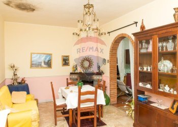 Sala da pranzo - Casa indipendente Via XXXI Maggio
 
50, Catania - foto 19