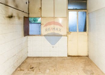 Stanza vuota - Casa indipendente Via XXXI Maggio
 
50, Catania - foto 40