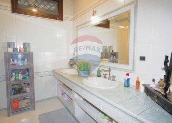 Bagno - Villa Via San Gregorio
 
5, Sant'Agata Li Battiati - foto 7