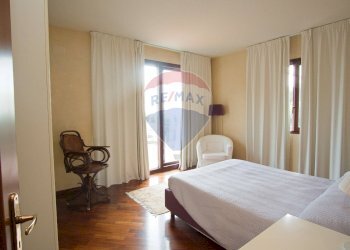 Camera / camera da letto - Villa Via San Gregorio
 
5, Sant'Agata Li Battiati - foto 17