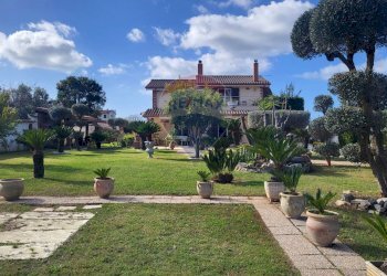 Giardino - Casa indipendente Via Luigi Boccherini
 
15, Anzio - foto 10
