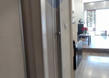 Hall / corridoio - Locale Commerciale VIALE AUTONOMIA
59/61, Caltagirone - foto 19