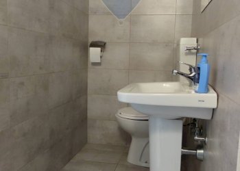 Bagno - Locale Commerciale VIALE AUTONOMIA
59/61, Caltagirone - foto 21