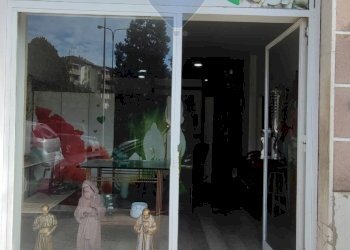 Edificio all\'aperto - Locale Commerciale VIALE AUTONOMIA
59/61, Caltagirone - foto 25