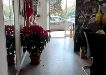 Palestra - Locale Commerciale VIALE AUTONOMIA
59/61, Caltagirone - foto 33