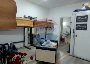 Camera / camera da letto - Locale Commerciale VIALE AUTONOMIA
59/61, Caltagirone - foto 35