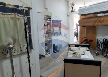 Soggiorno - Locale Commerciale VIALE AUTONOMIA
59/61, Caltagirone - foto 36