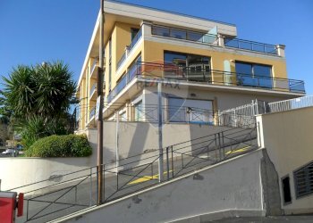 Edificio all\'aperto - Quadrilocale Viale della Regione
 
232, Caltanissetta - foto 1