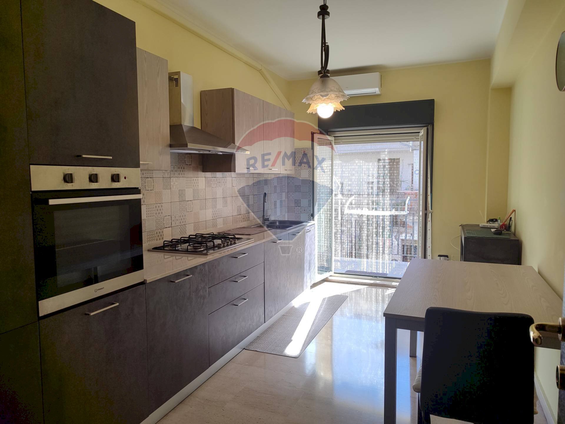 Cucina - Quadrilocale Via Cesare Battisti
232, Furci Siculo - foto 2