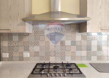 Dettagli - Quadrilocale Via Cesare Battisti
 
232, Furci Siculo - foto 3