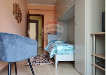 Camera / camera da letto - Quadrilocale Via Cesare Battisti
 
232, Furci Siculo - foto 9