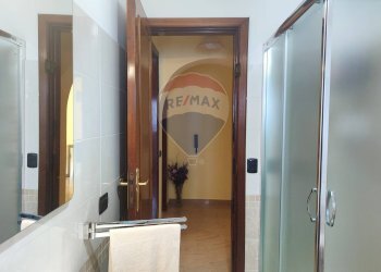 Bagno - Quadrilocale Via Cesare Battisti
 
232, Furci Siculo - foto 12