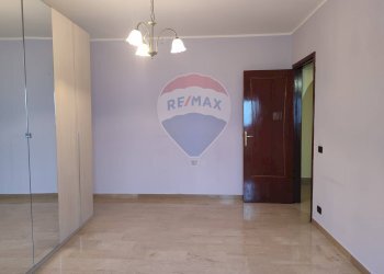 Stanza vuota - Quadrilocale Via Cesare Battisti
 
232, Furci Siculo - foto 19