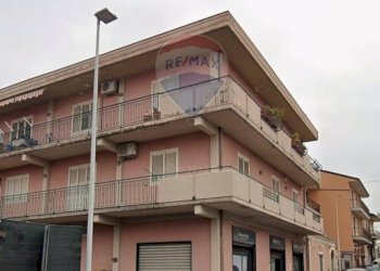 Edificio all\'aperto - Appartamento VIA VITTORIO EMANUELE II
 
94, Belpasso - foto 3